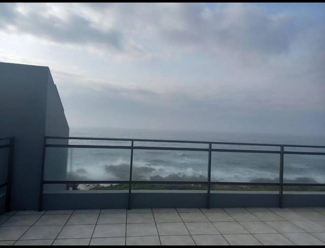 3 BEDROOM APARTMENT FOR SALE IN MARGATE BEACH